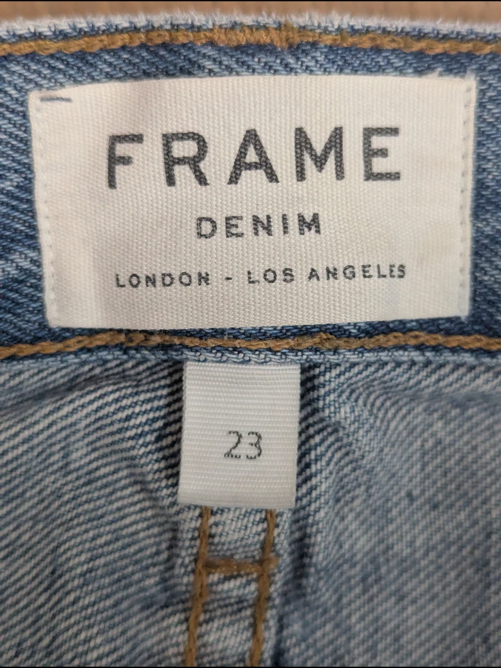 Frame Le Stevie Crop Jean in Deane - Size 23 - Picture 9 of 13